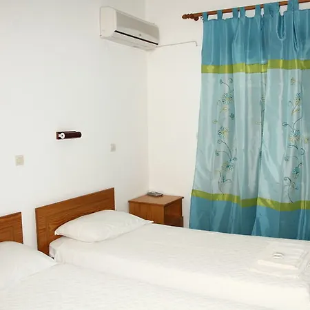 Balaskas Aparthotel Diafánion