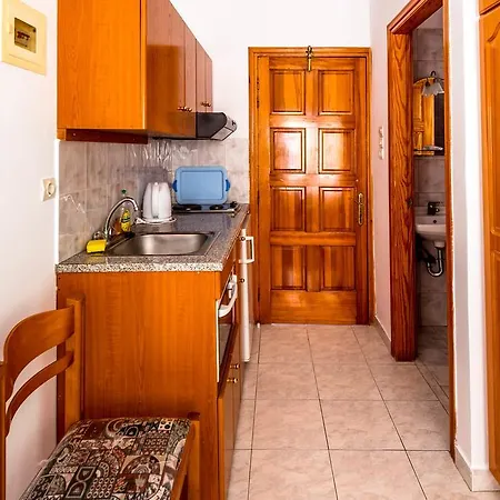 Balaskas Aparthotel