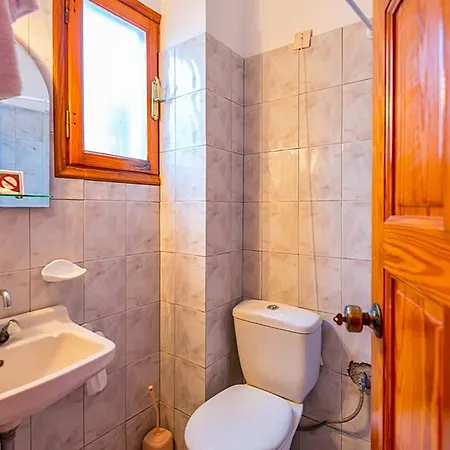 Balaskas Aparthotel 2*
