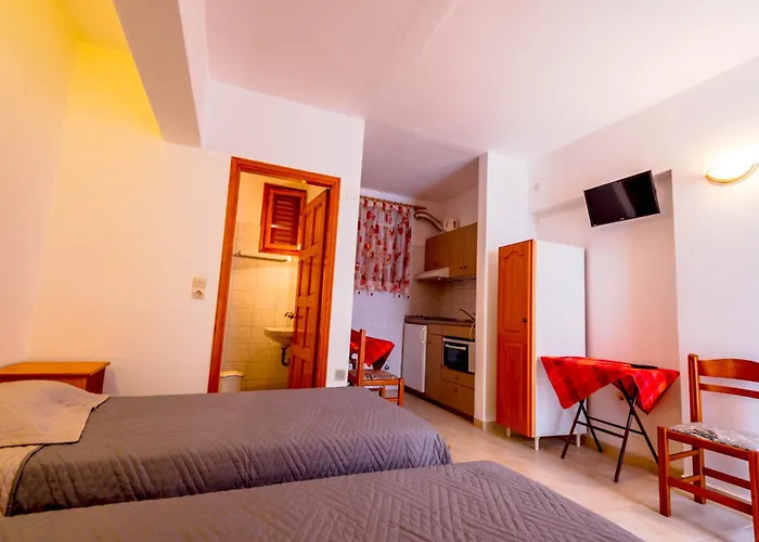 Balaskas 公寓式酒店 2*