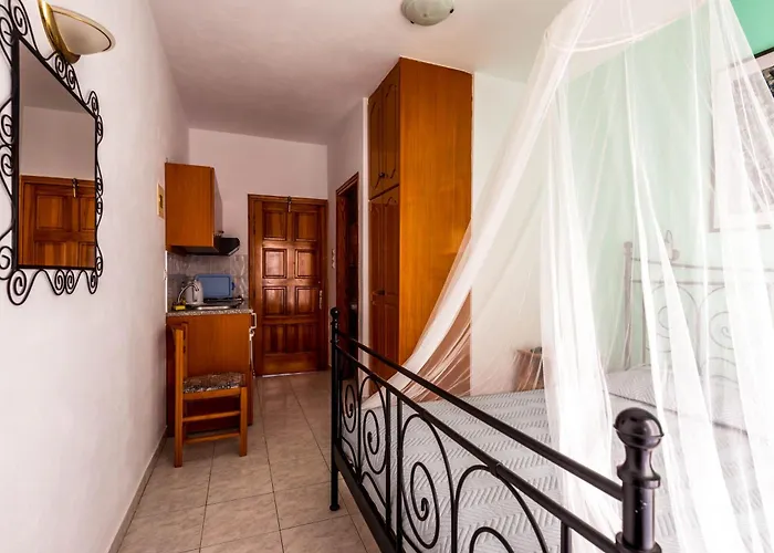 아파트호텔 Balaskas Diafánion