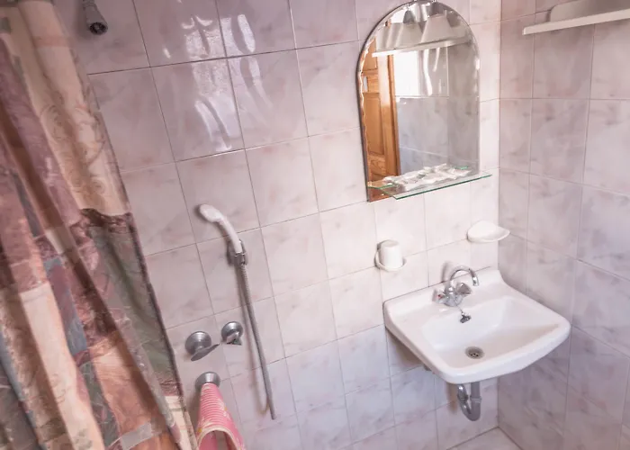 Balaskas 公寓式酒店 2*