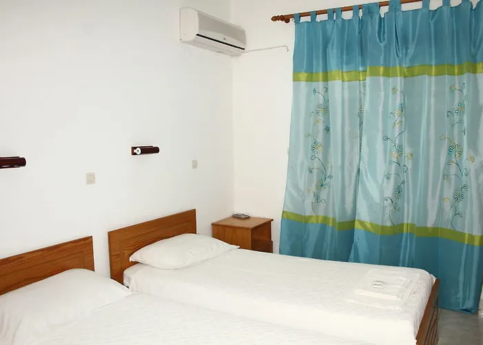 Balaskas 公寓式酒店 Diafánion