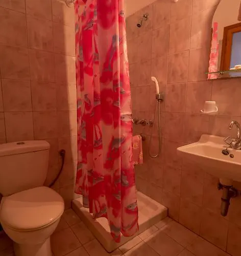 Balaskas 아파트호텔 Diafánion