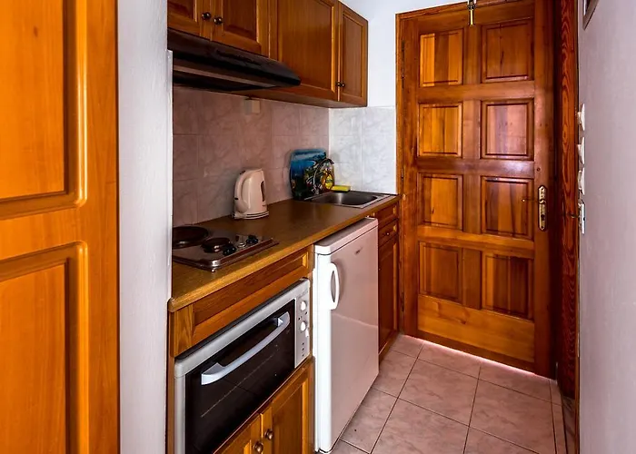 Balaskas 2* Diafánion